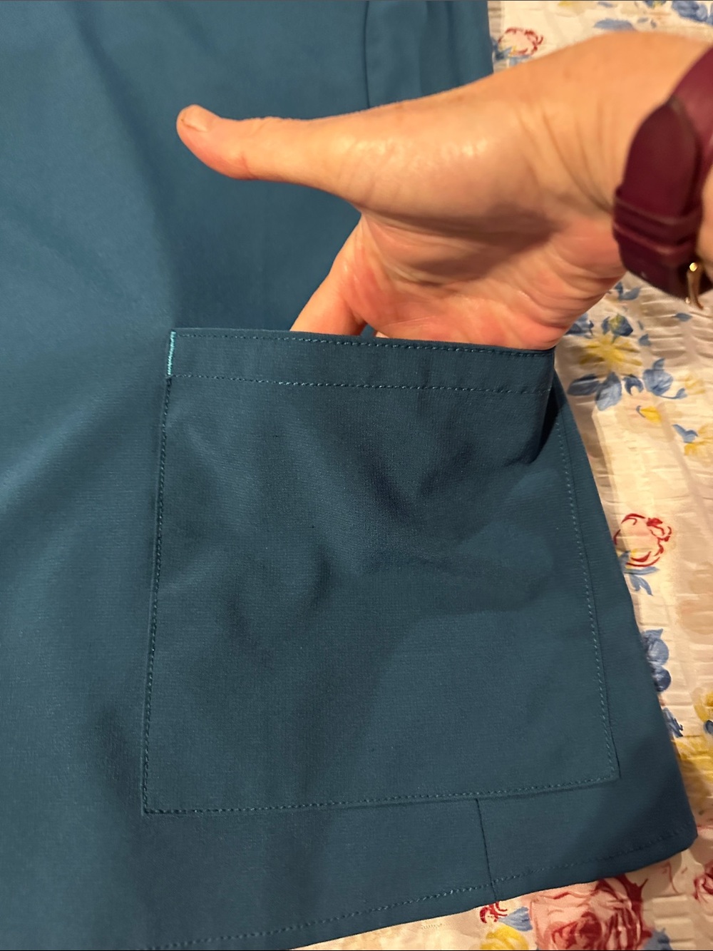 Carhartt green scrub Pants with Teal Accent Loop: top and bottom set. - Picture 3 of 7